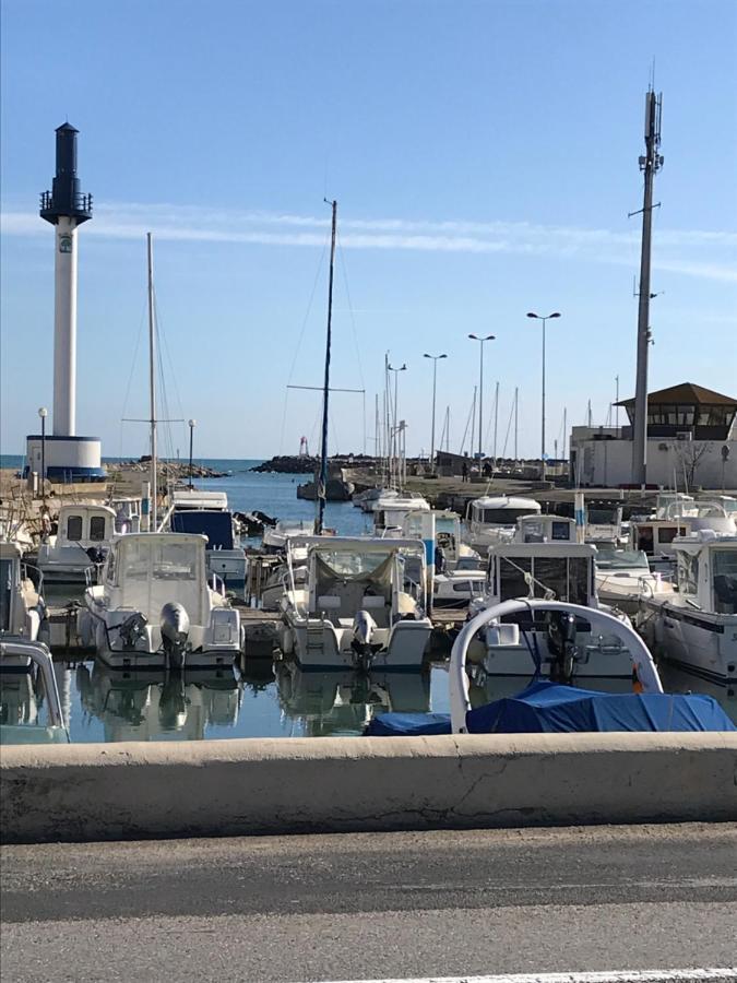 Saint-Pierre-La-Mer - Narbonne Plage Location T3 Climatisee Saint-Pierre-la-Mer (Aude) Exterior foto